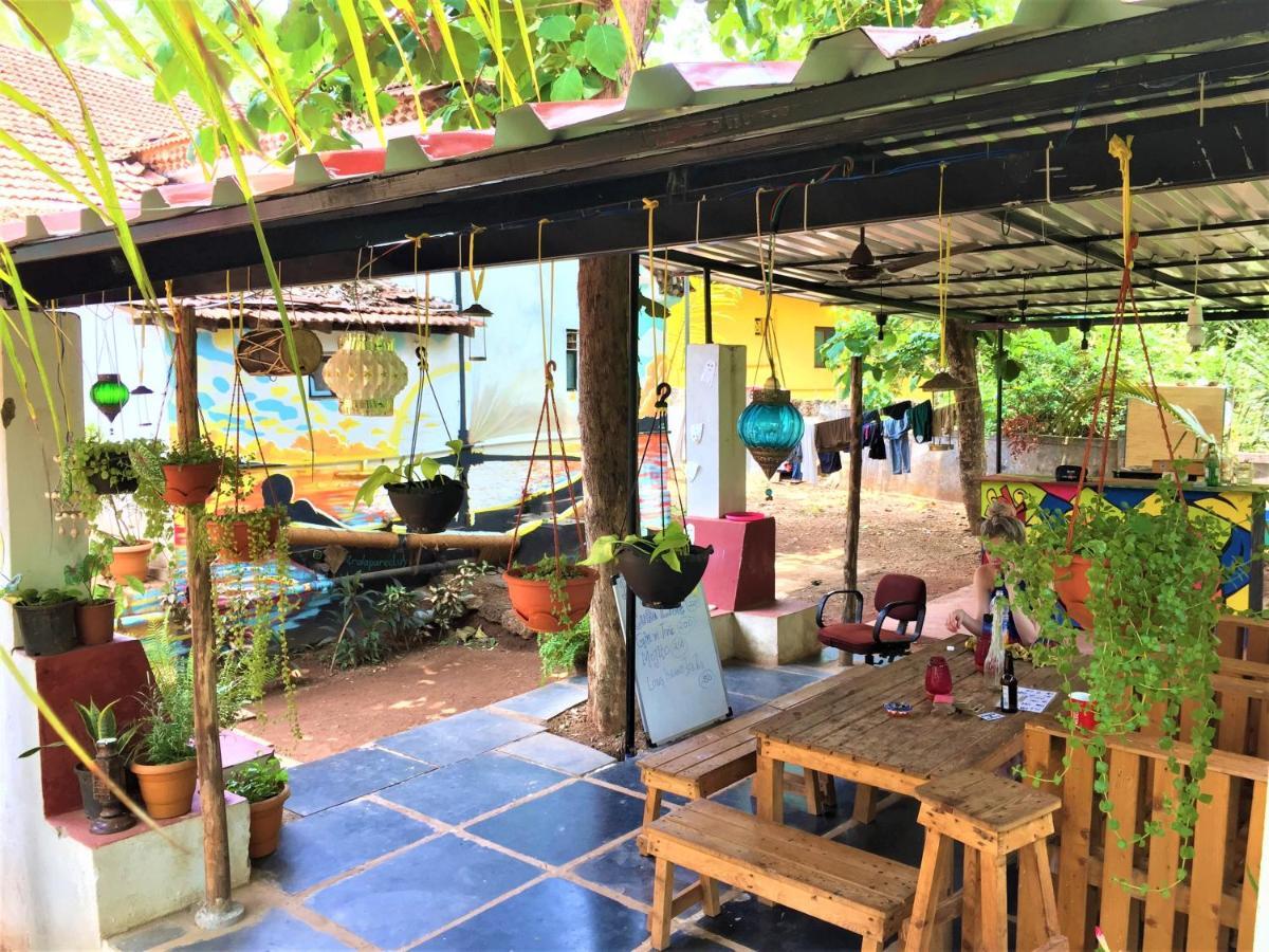 Folklore Hostel Goa Vagator Exterior photo